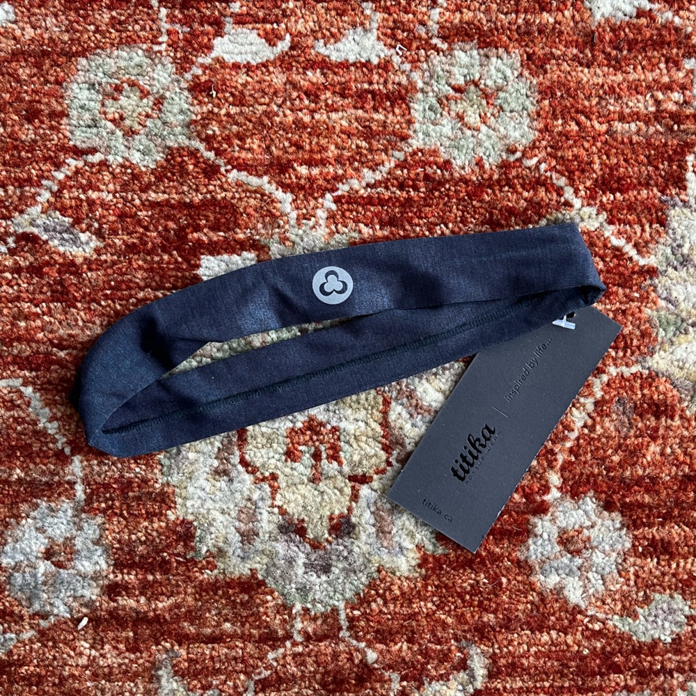 NWT Titika Active Couture Headband